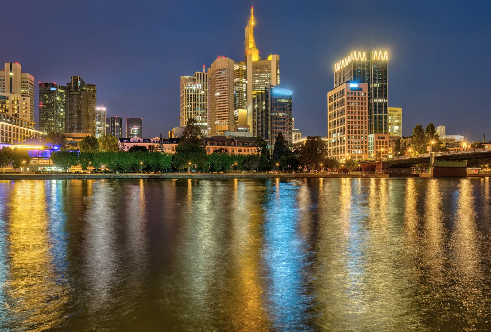 Frankfurt am Main am Abend