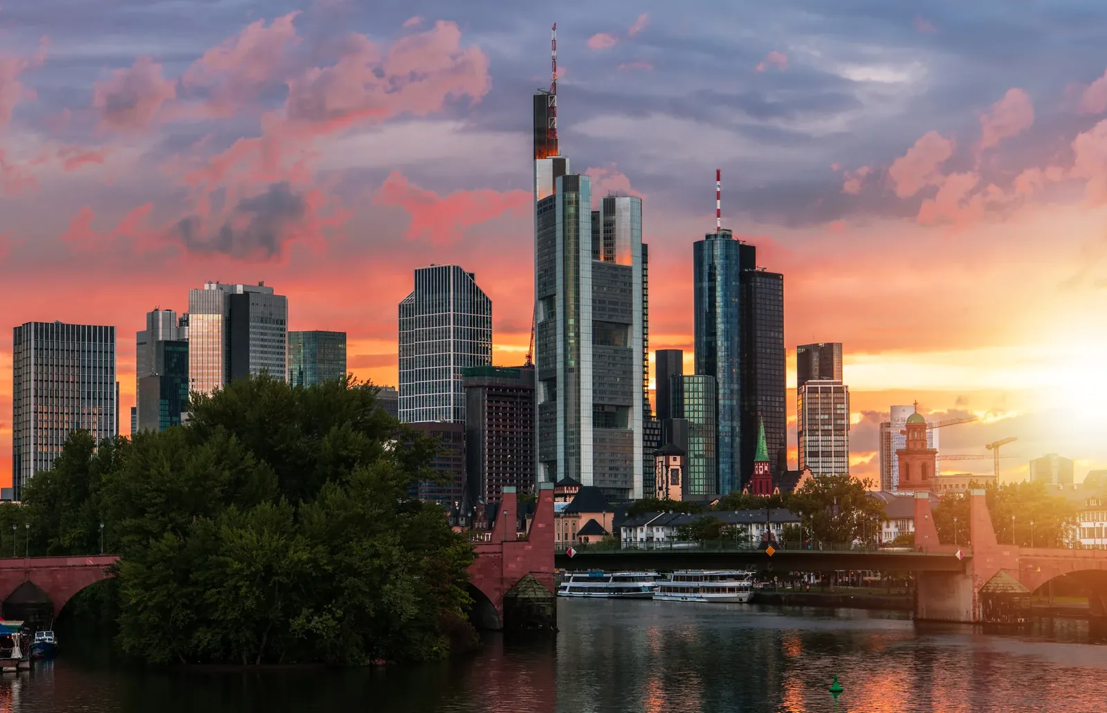 Frankfurt am Main am Abend